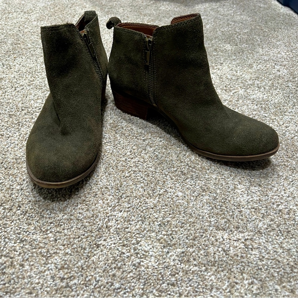 Lucky Brand olive green ankle boots